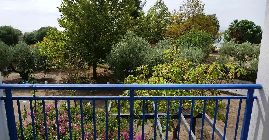 Mikri Elia Beach لاغوماندرا شقة